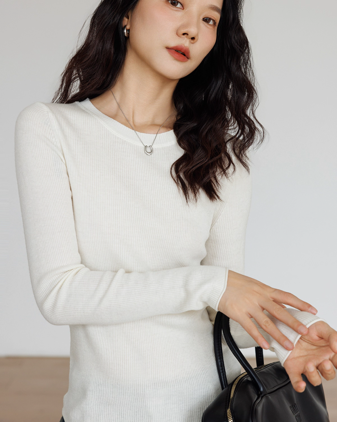 Round Neck Tight Long Sleeve Top VAS0138