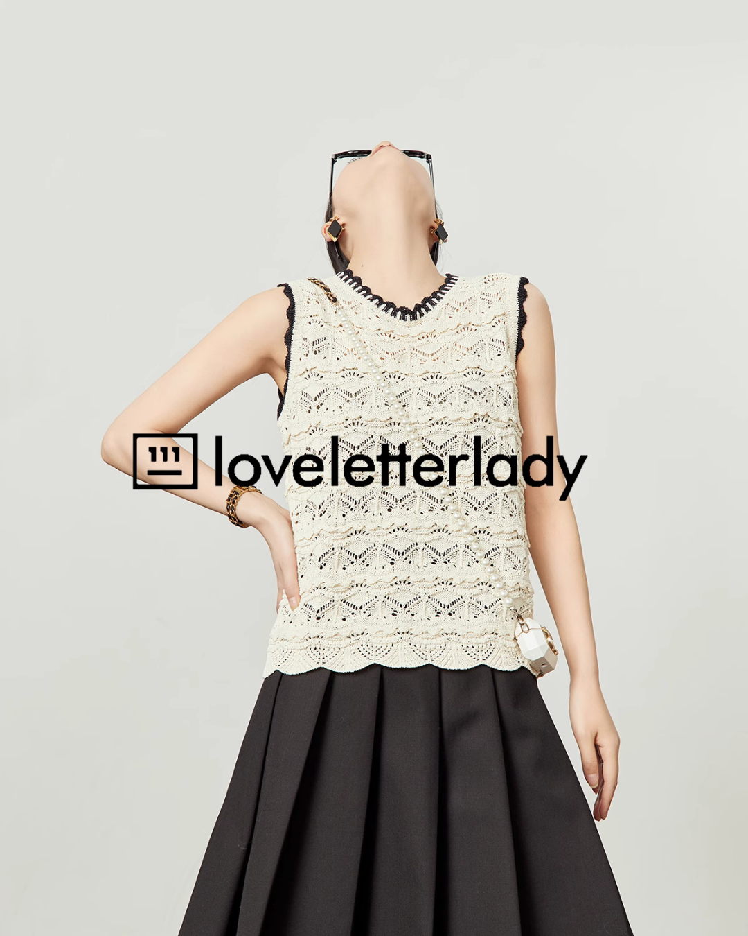 Punching Sleeveless Summer Knit LLA0425