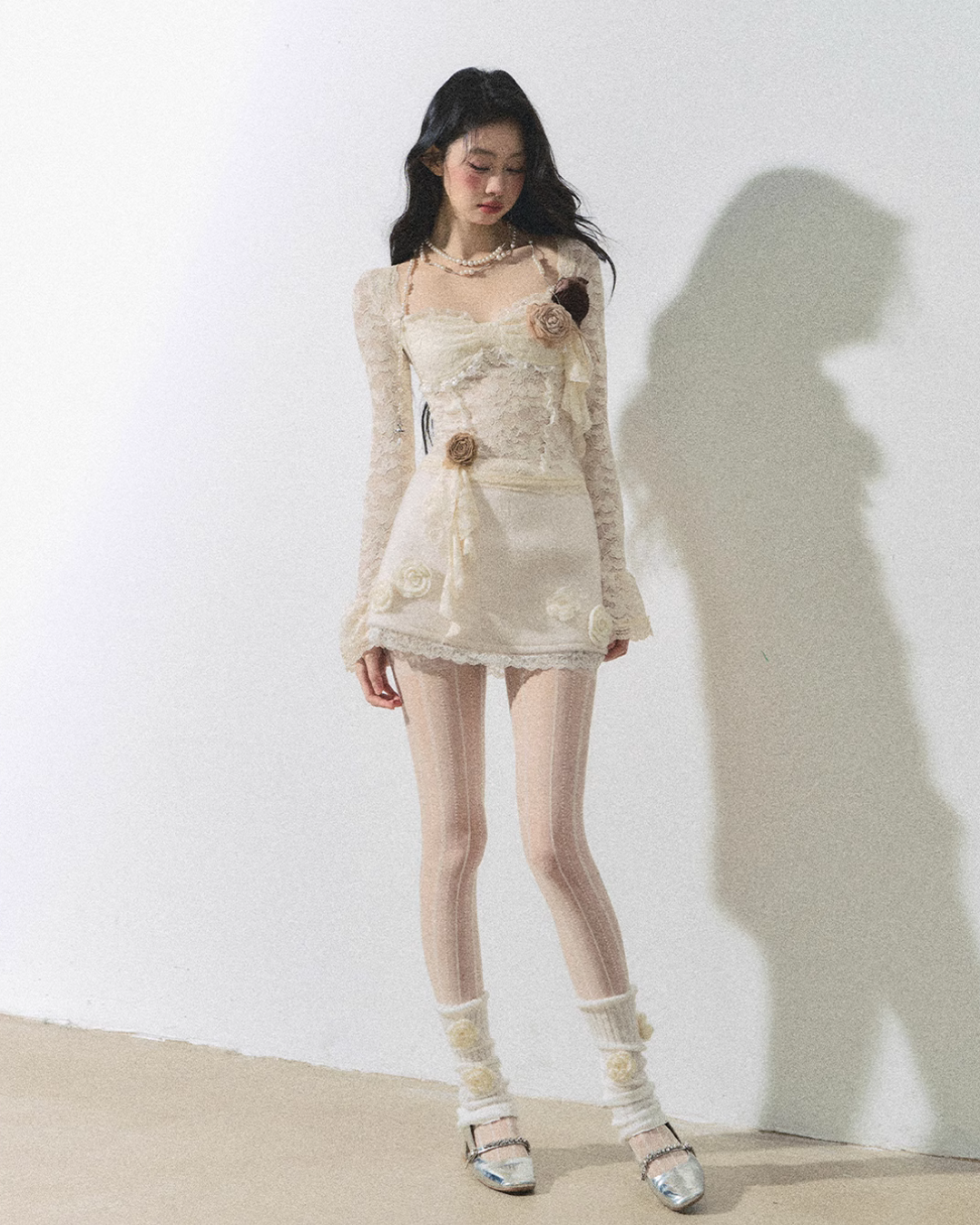 Rose motif lace sleeve dress LAS0025