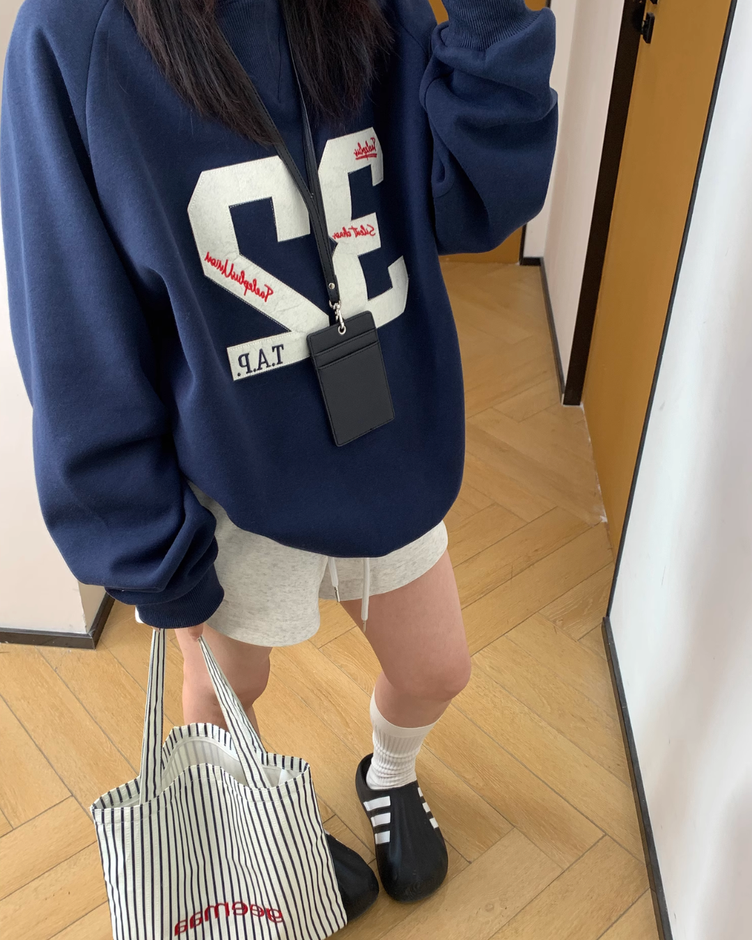 Number Logo Sweat Top YLS0827