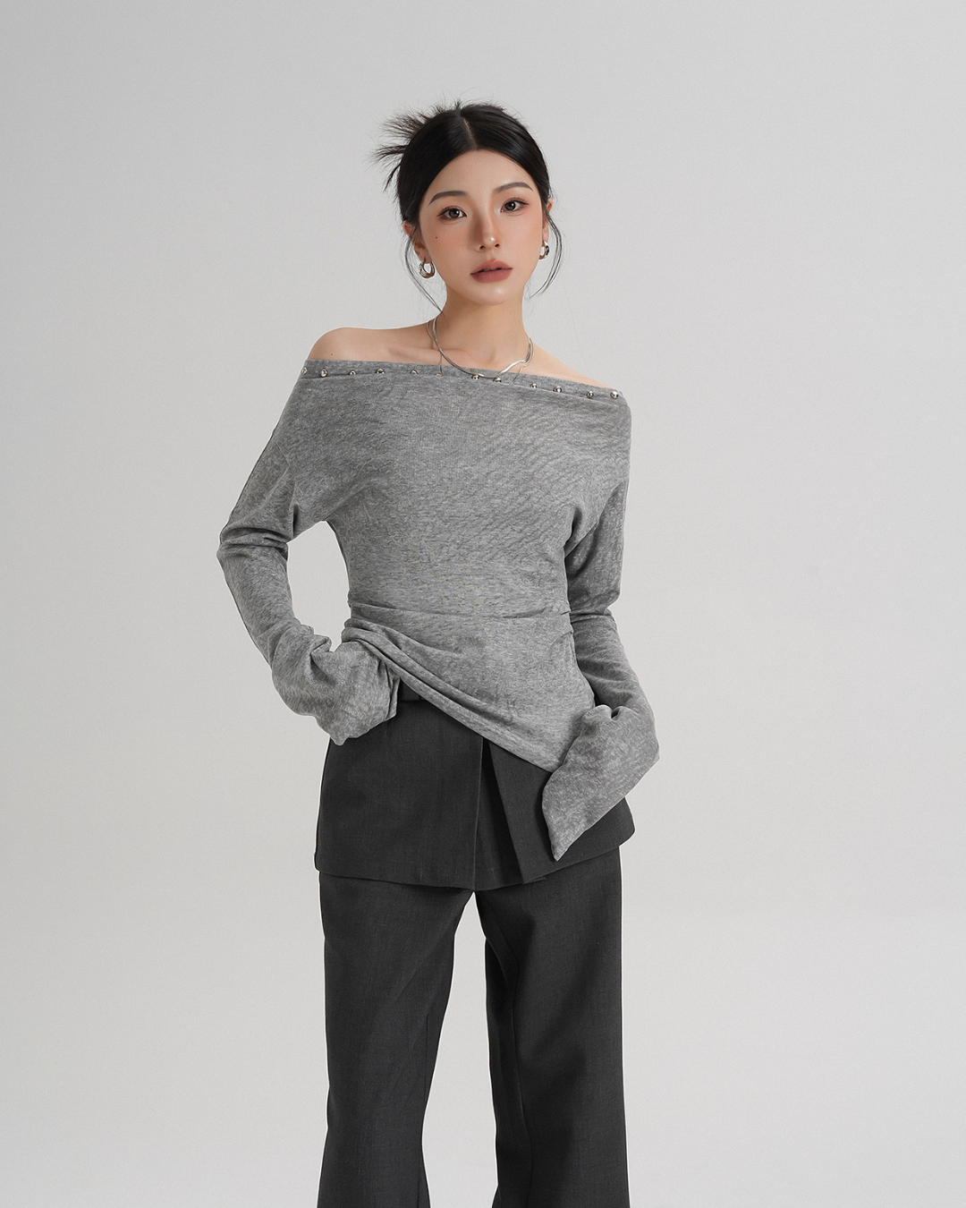 Off-Shoulder Long Sleeve Top SRS0354