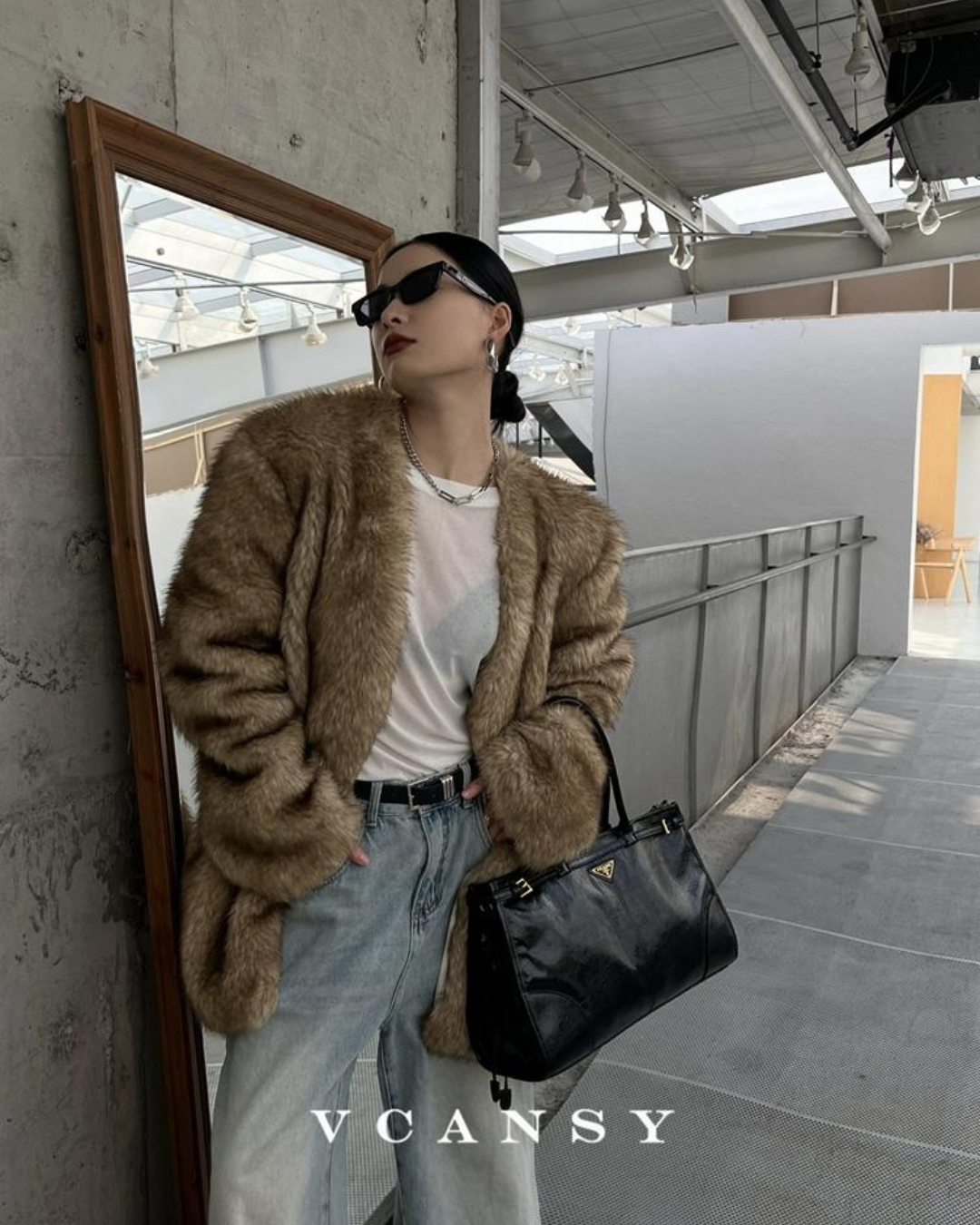 No Collar Volume Fur Coat VCY0046