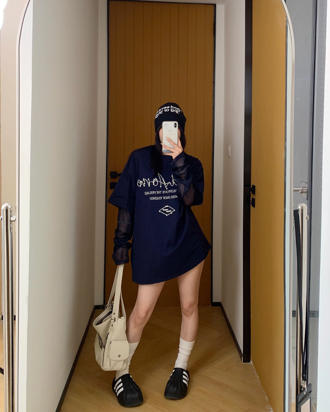Pearl Logo Mesh Sleeve Tops YLS0824