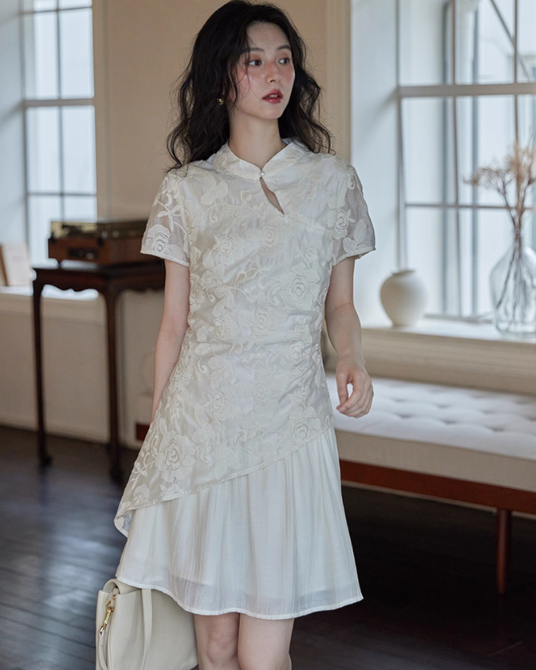 China Embroidery Flower Dress SMS0015