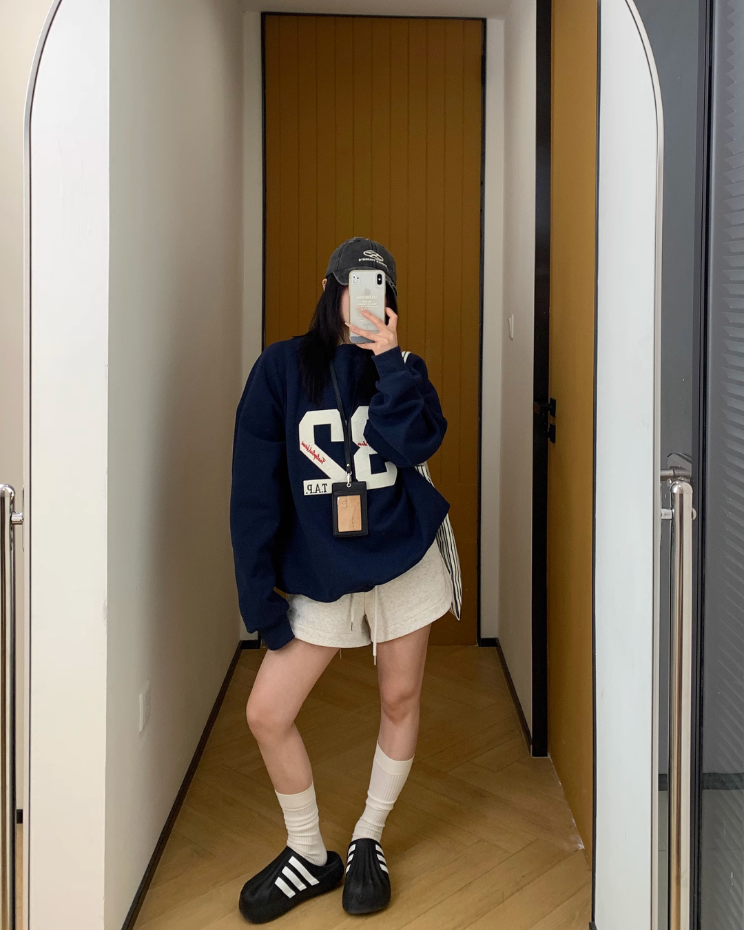 Number Logo Sweat Top YLS0827