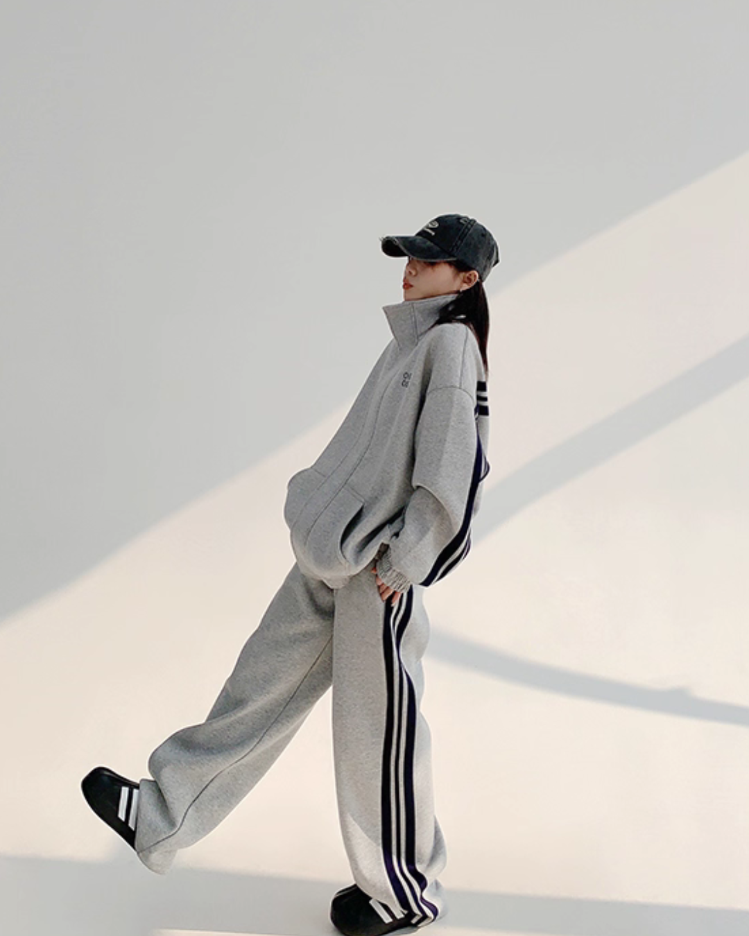 Sideline Stand Neck Jacket / Loose Pants YLS0963