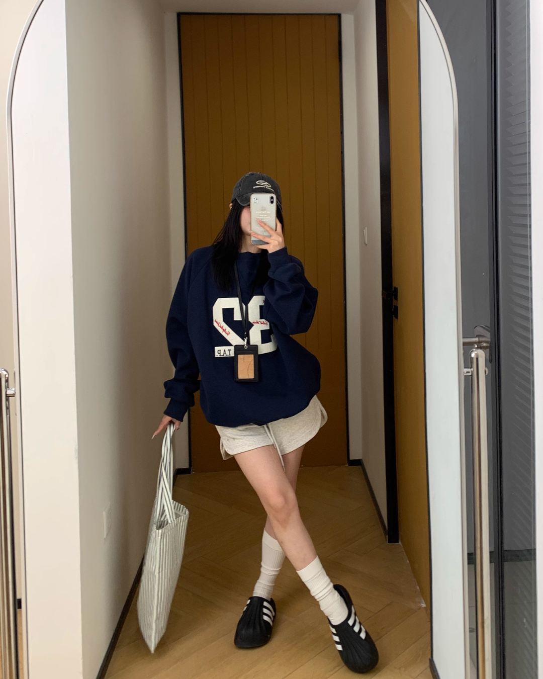 Number Logo Sweat Top YLS0827