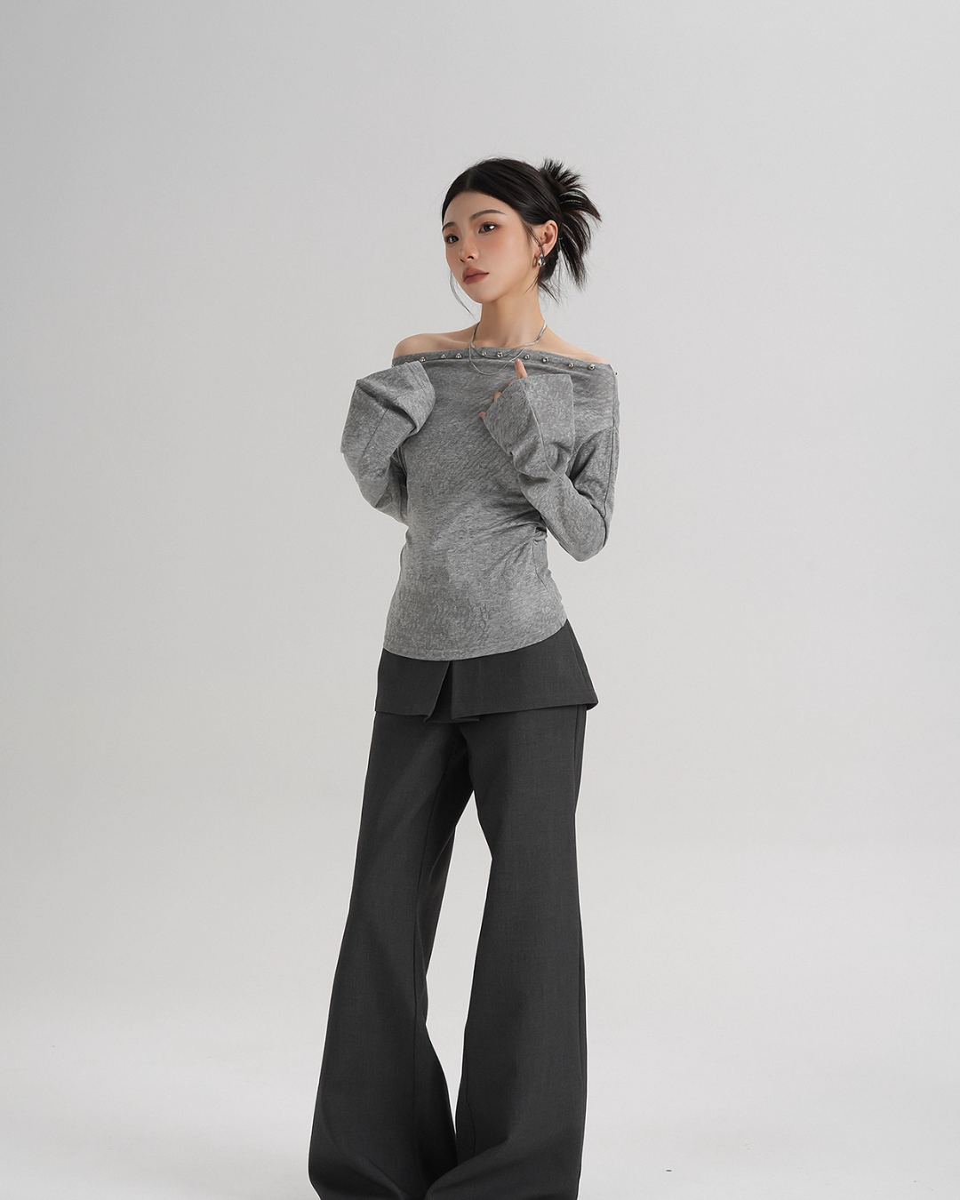 Off-Shoulder Long Sleeve Top SRS0354