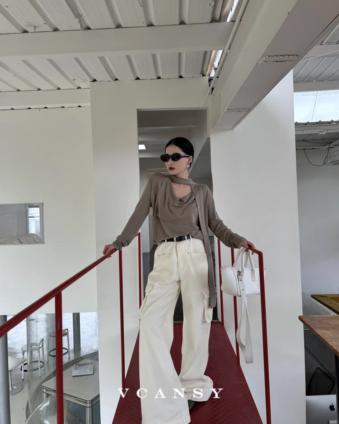 V-Neck Vintage Halterneck Tops VCY0058