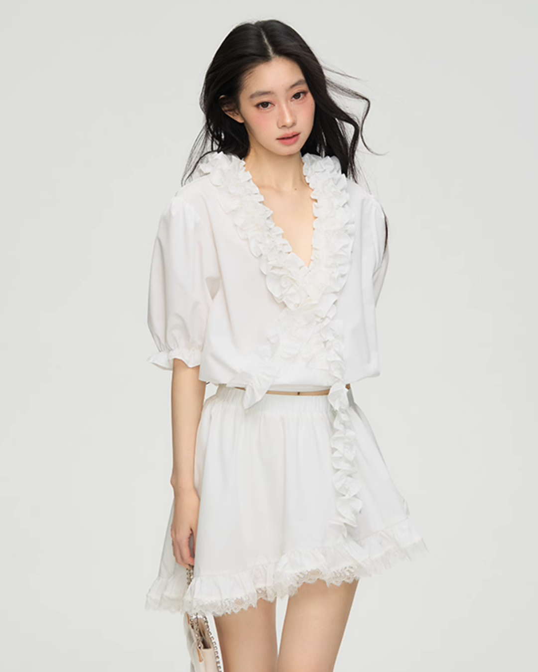 V-Neck Cream Lace Top / Asymmetrical Lace Skirt PUC0014