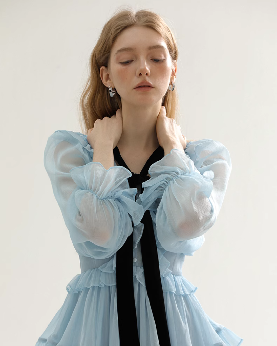 Flared Ribbon Dress SNT0005