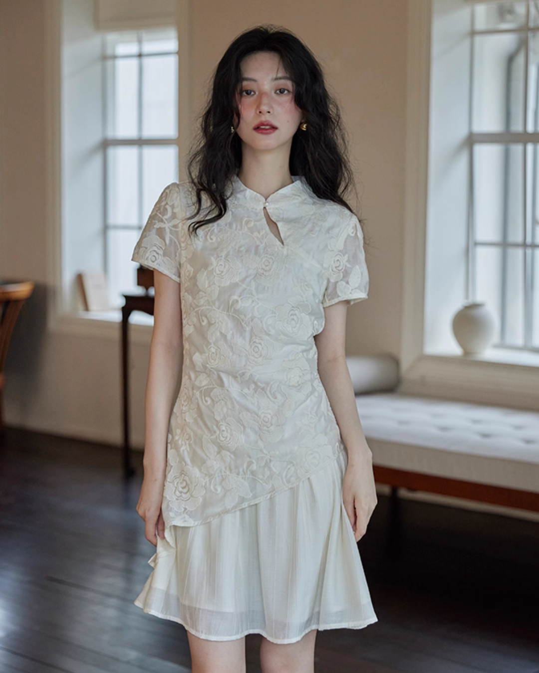 China Embroidery Flower Dress SMS0015