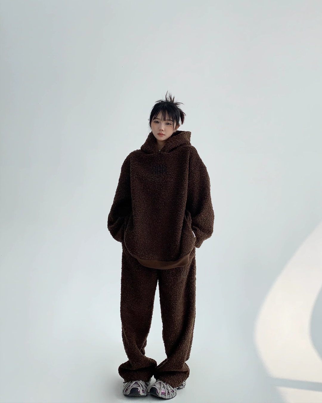 Fluffy Pullover Hoodie / Loose Sweatpants YLS0626