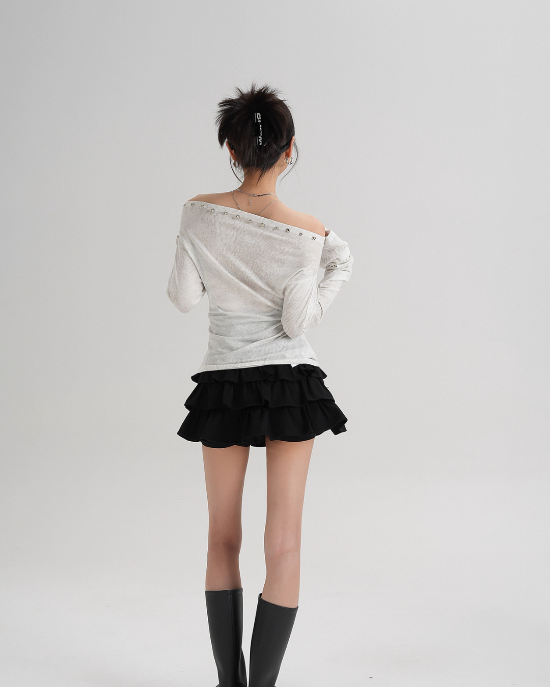 Off-Shoulder Long Sleeve Top SRS0354