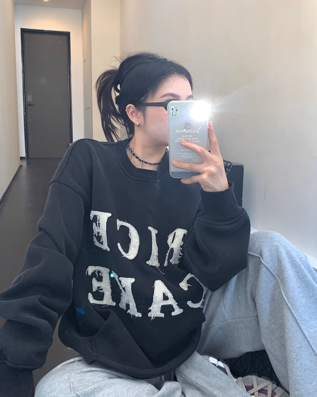 Damaged Logo Pullover Tops YLS0695