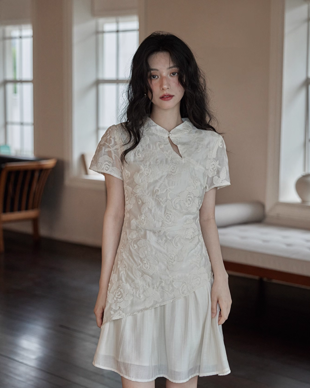 China Embroidery Flower Dress SMS0015