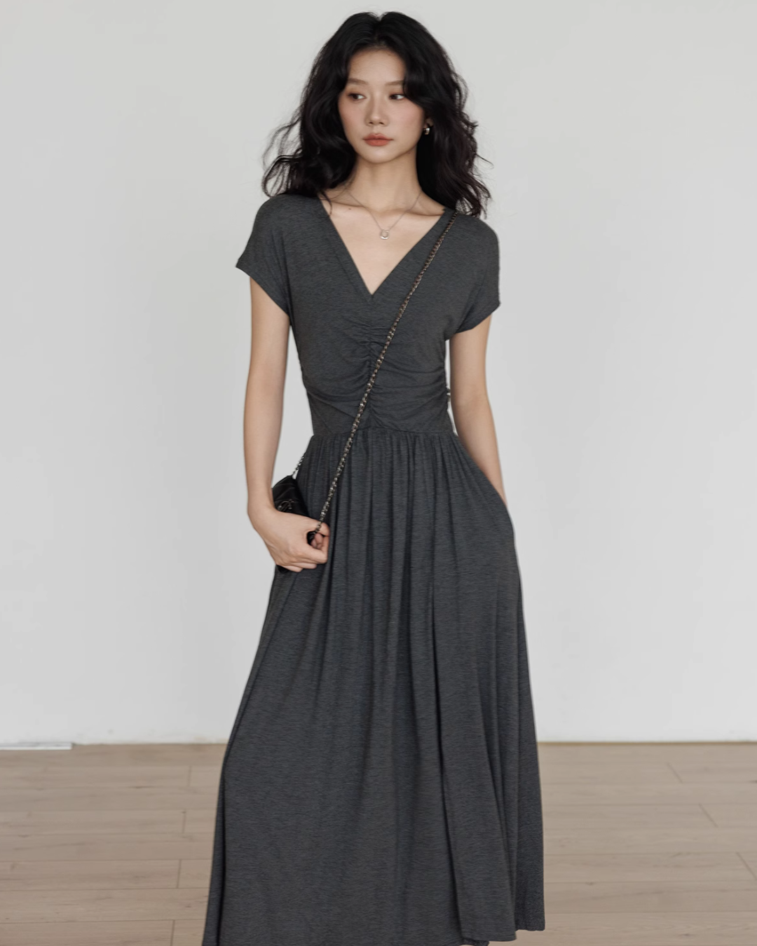 V-neck Relax Tight Dress VAS0026