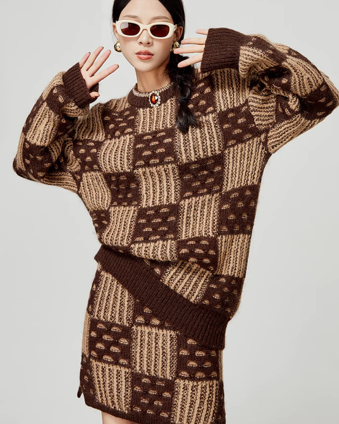 Checker Board Crewneck Knit / Tight Mini Skirt LLA0356