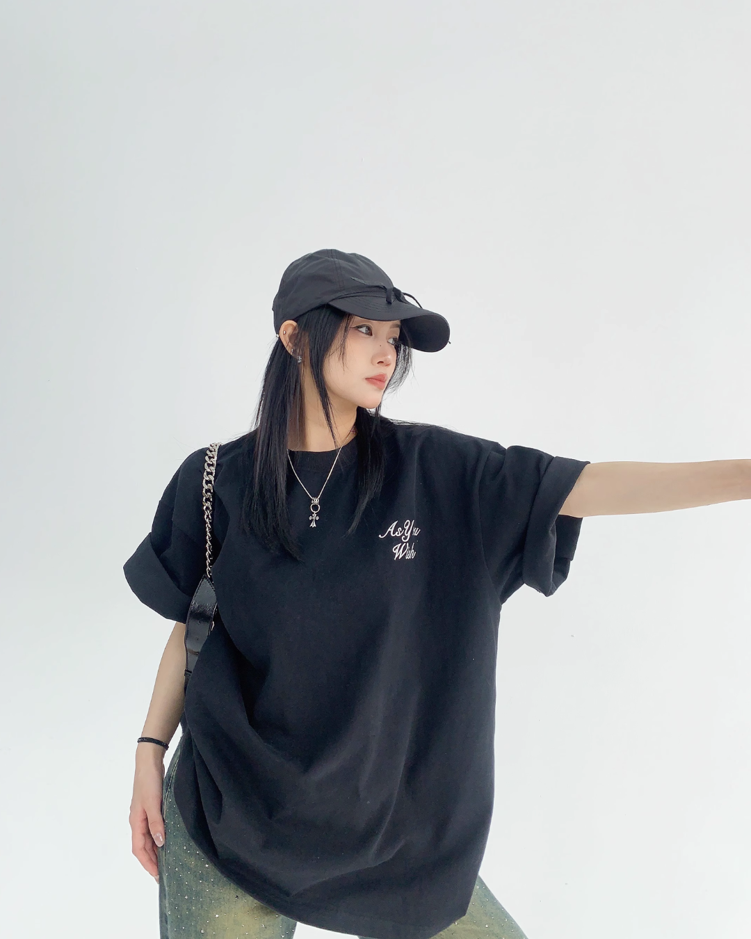 Bijou Logo Embroidered T-Shirt YLS0221