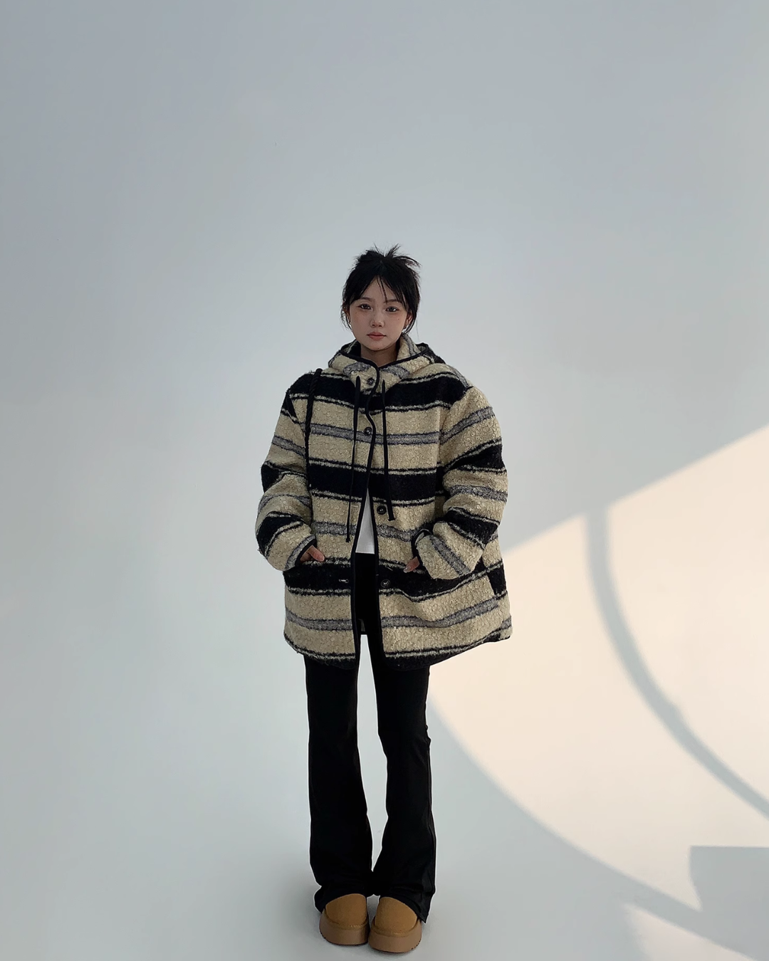 Border Hood Big Jacket YLS0578