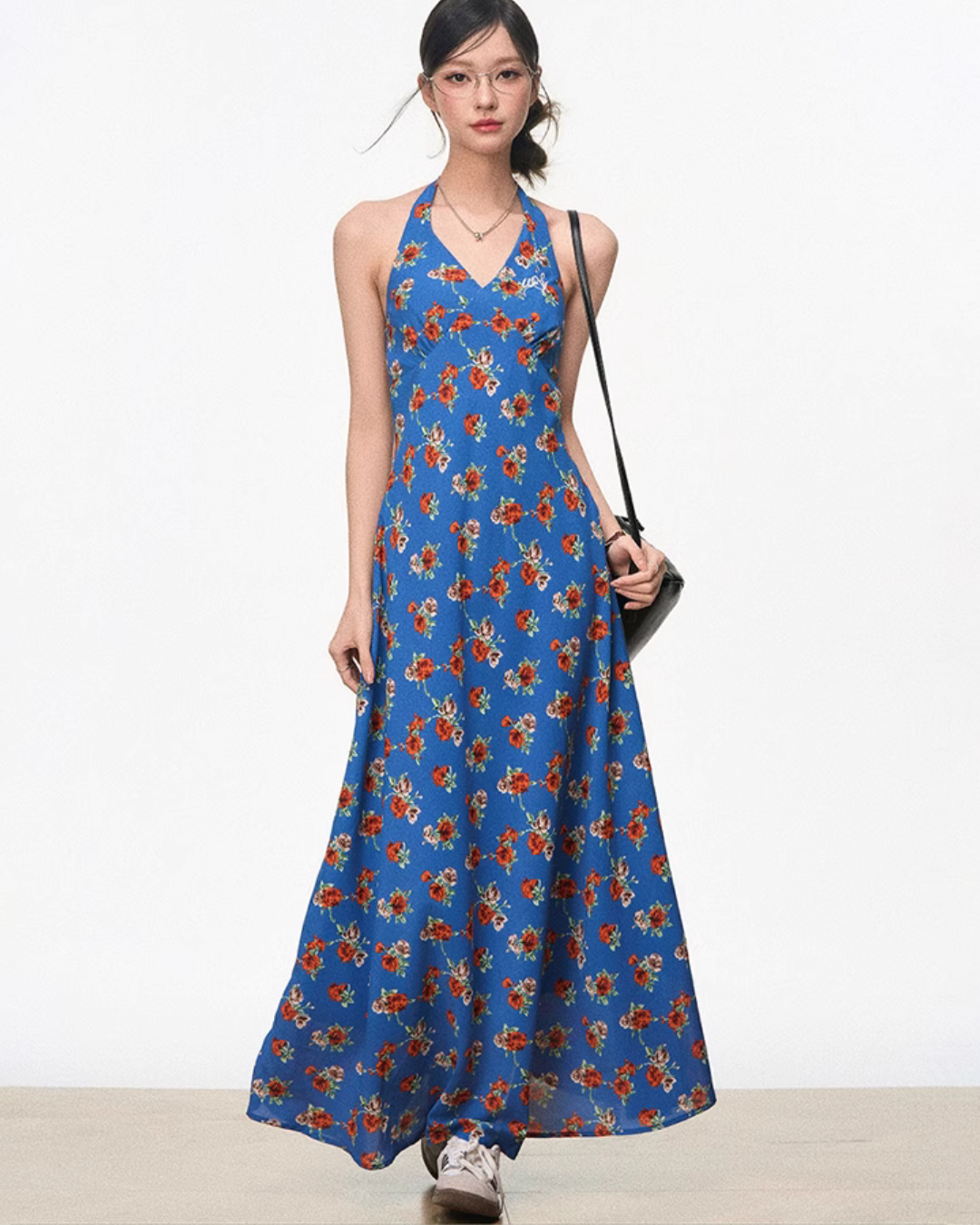 Halter Neck Floral Dress / Round Neck Cardigan WEO0049