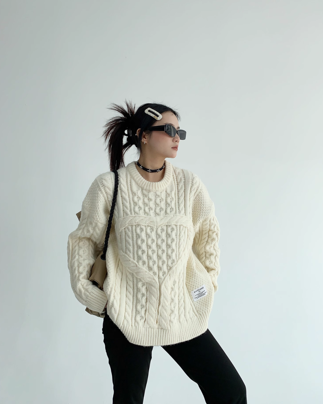 Cable Design Crew Neck Knit YLS0528