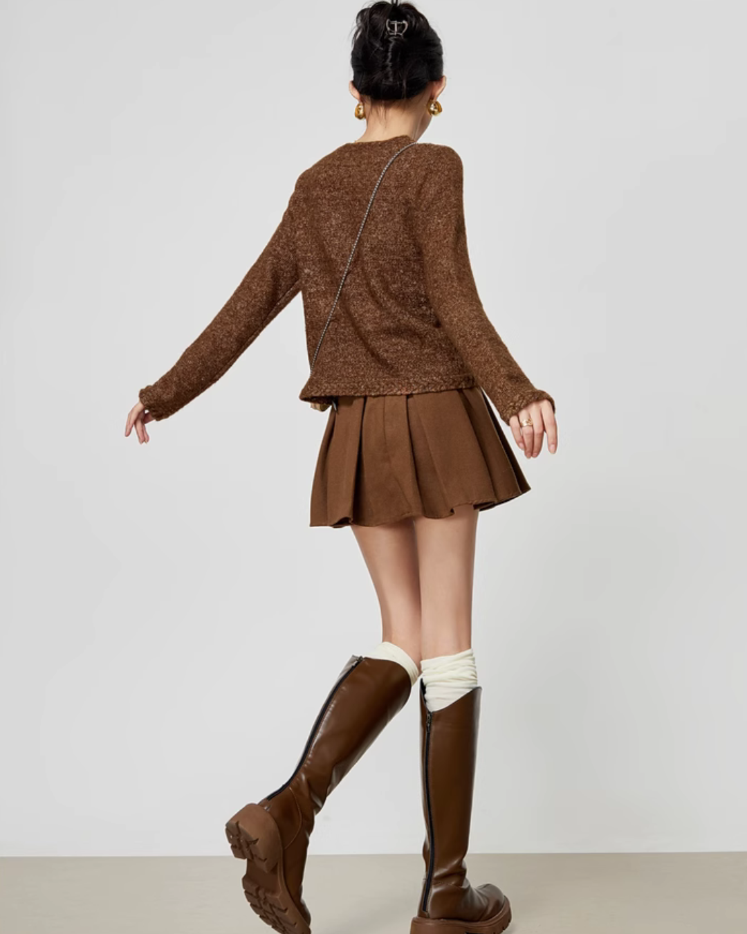 Brown Tweed Jacket / Flared Pleated Skirt LLA0340