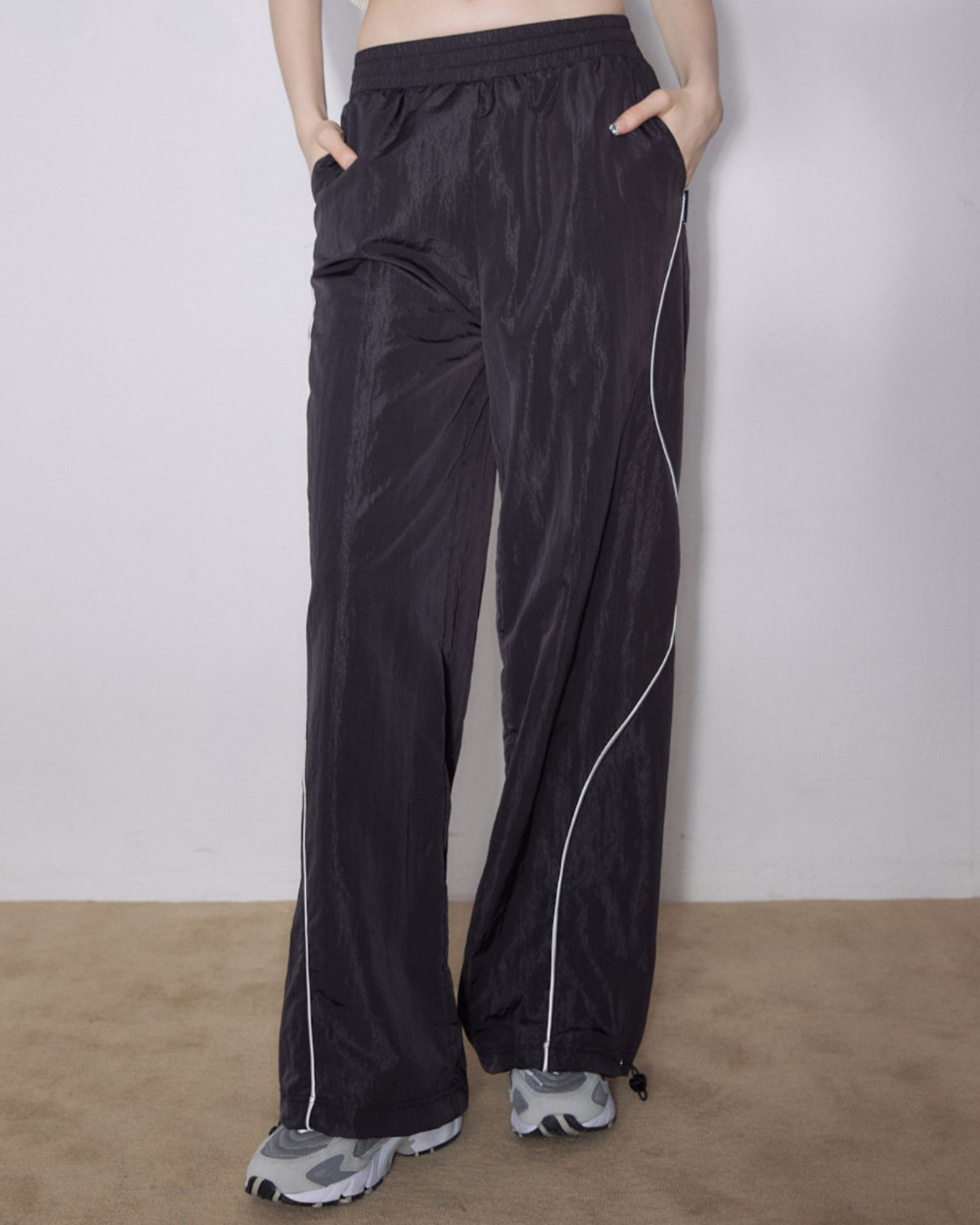 Side Wave Line Nylon Pants ZZF0208