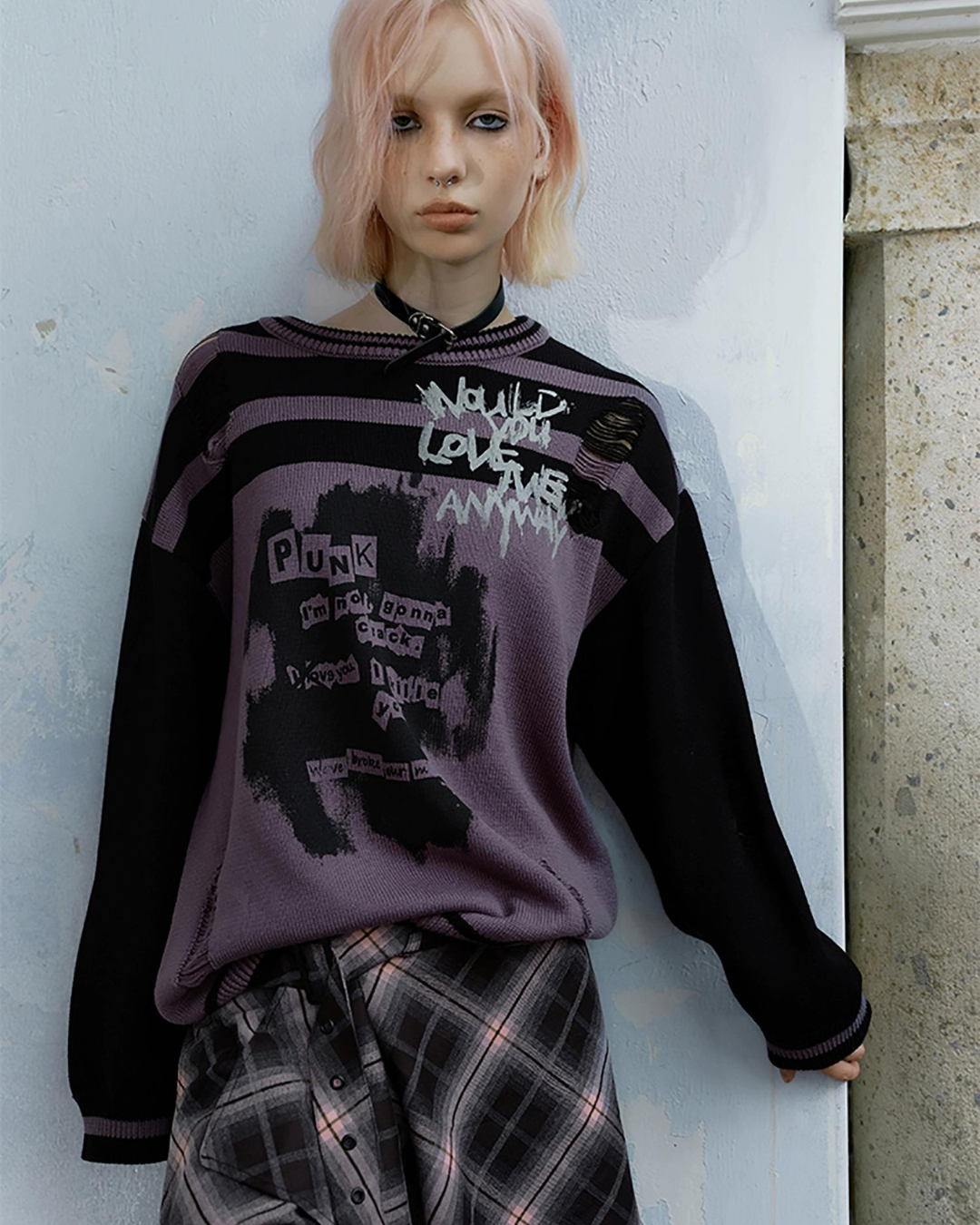 Striped Ripped Graffiti Sweater CEN0025