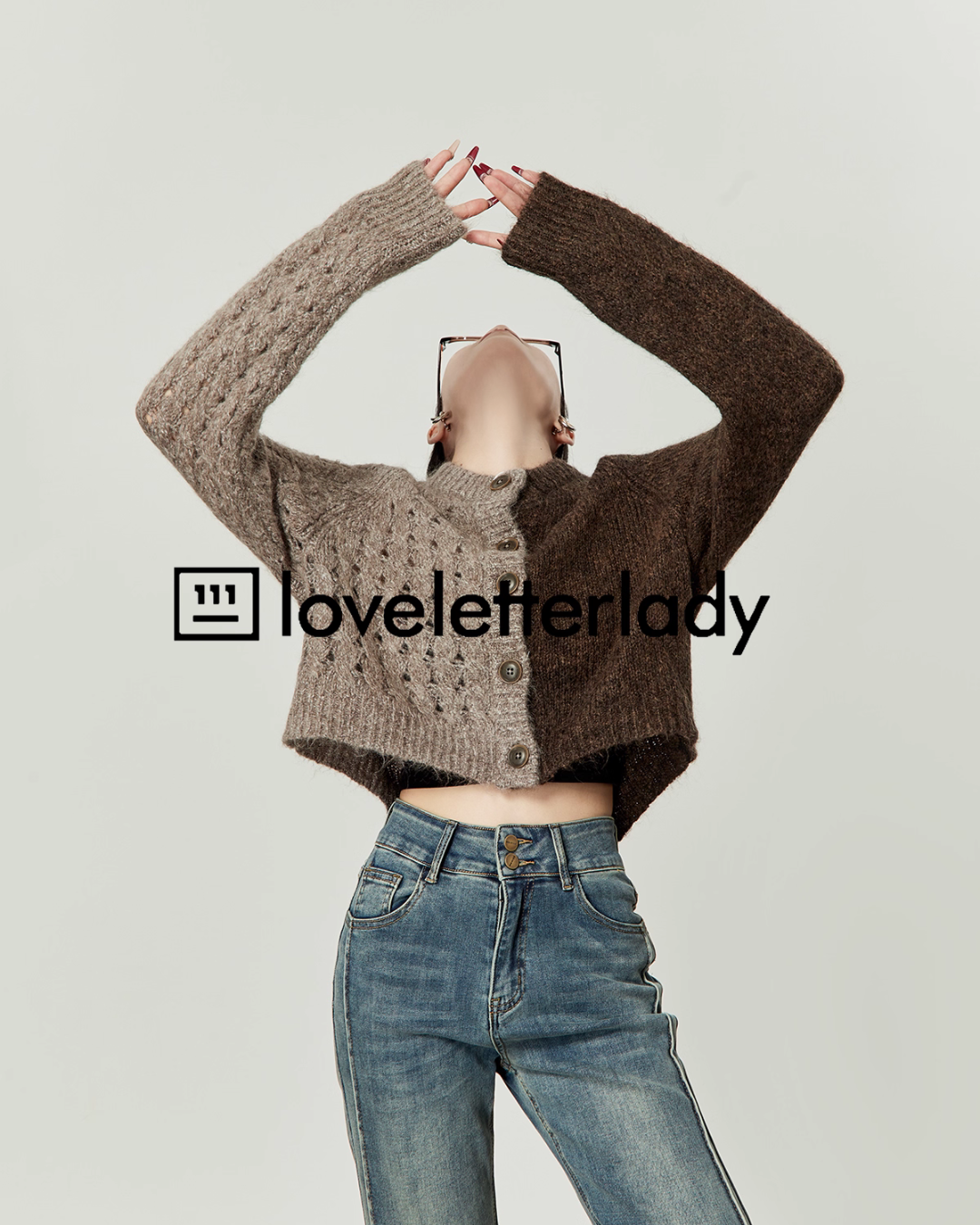 Round Neck Two Color Cardigan LLA0525