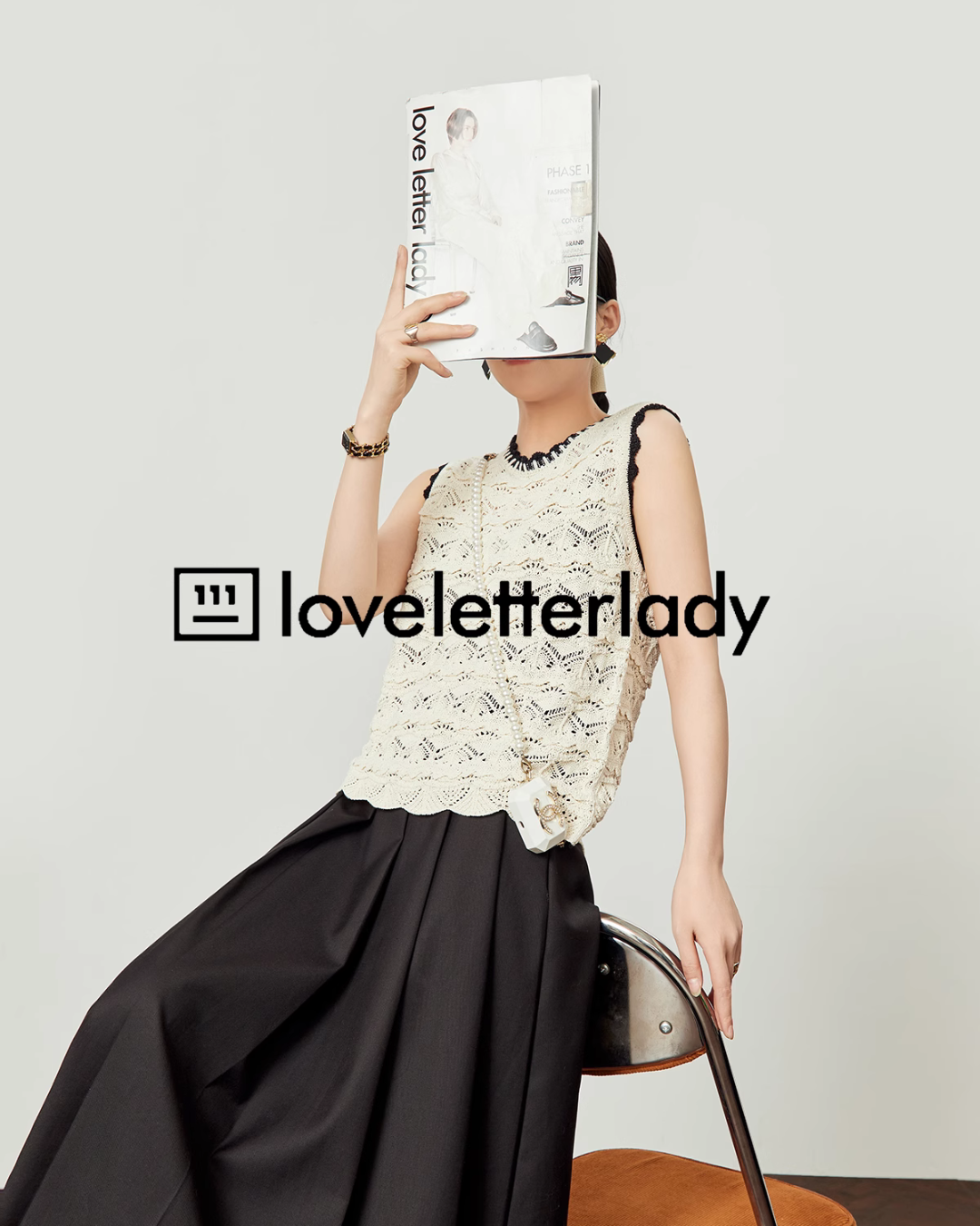 Punching Sleeveless Summer Knit LLA0425