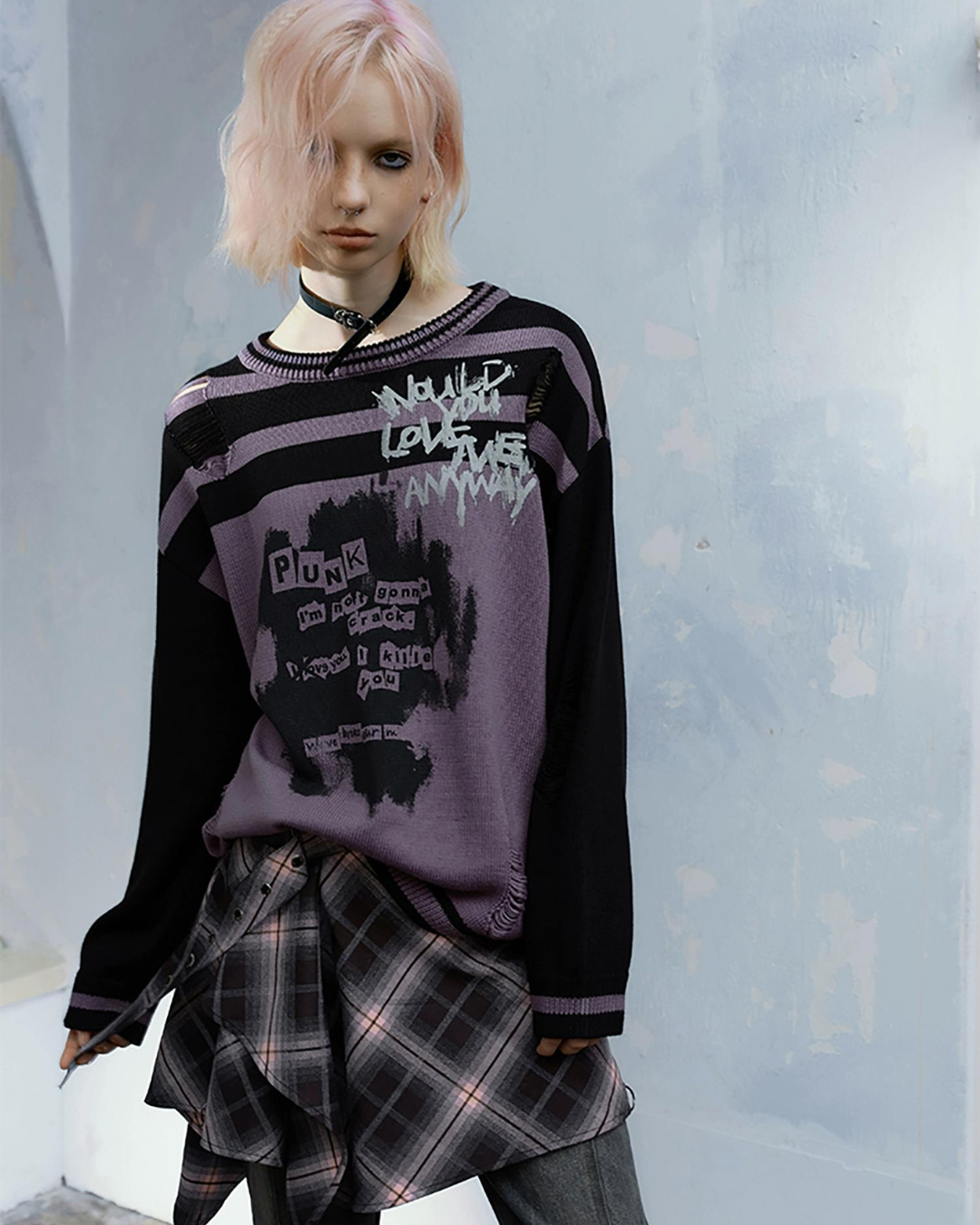 Striped Ripped Graffiti Sweater CEN0025