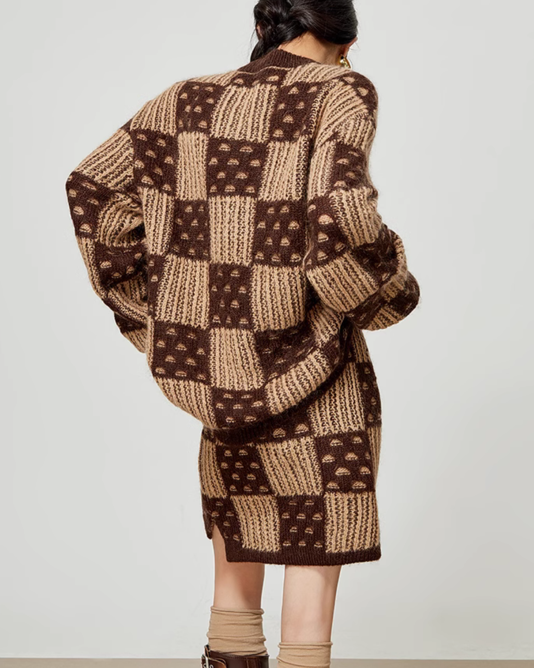 Checker Board Crewneck Knit / Tight Mini Skirt LLA0356