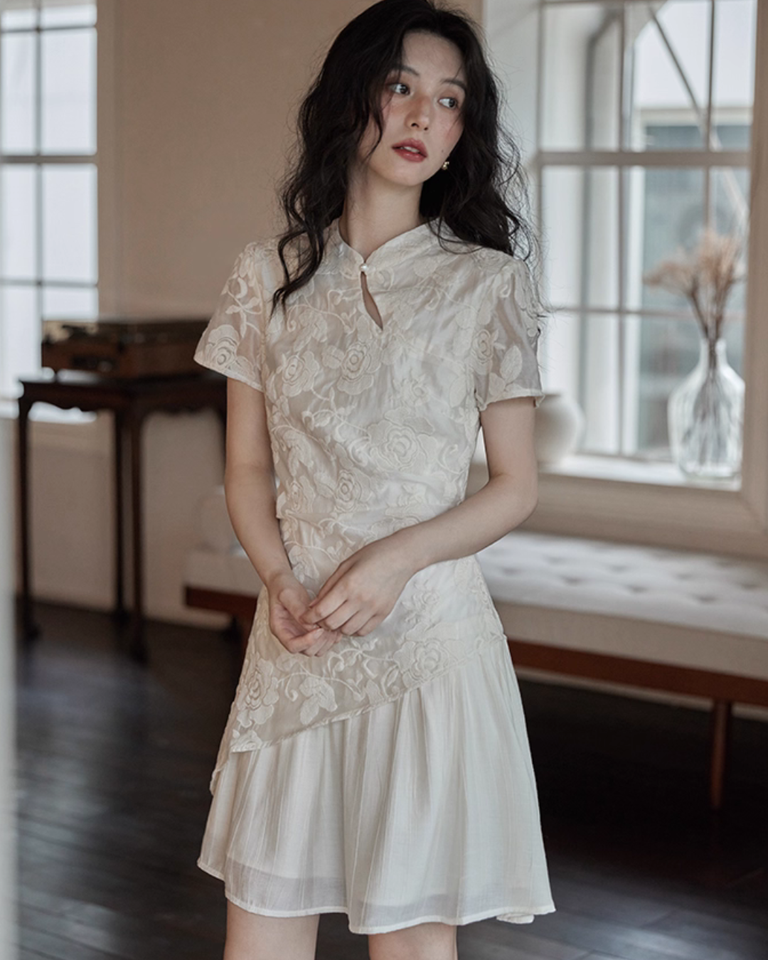 China Embroidery Flower Dress SMS0015