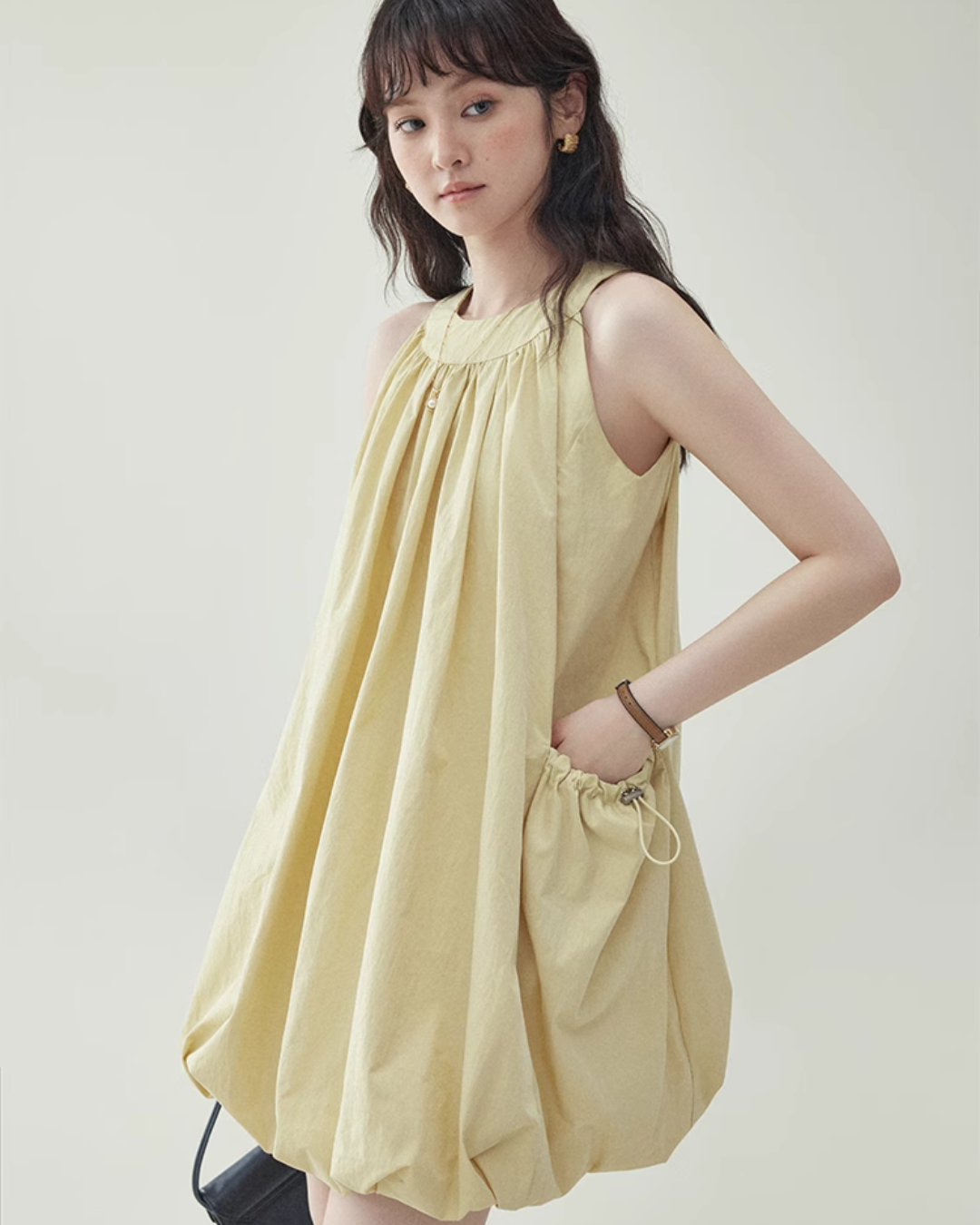 Sleeveless Balloon Silhouette Dress AMU0002