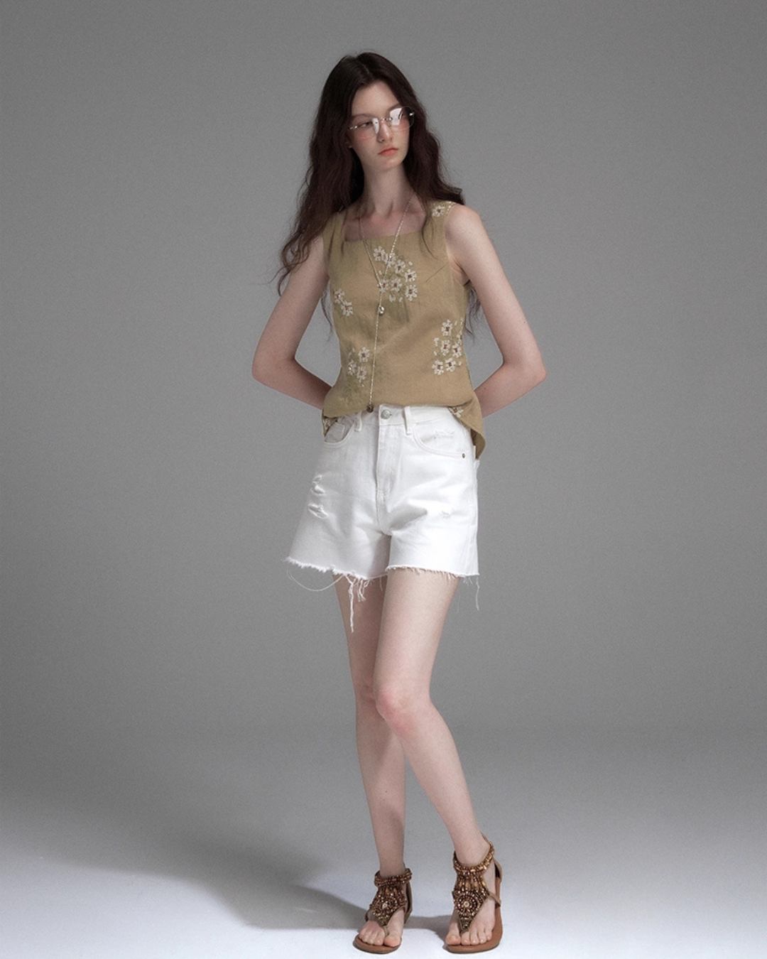 Back Open Floral Embroidery Top USY0002