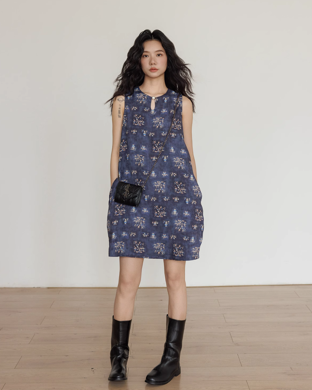 Dark Blue Sleeveless Dress VAS0037