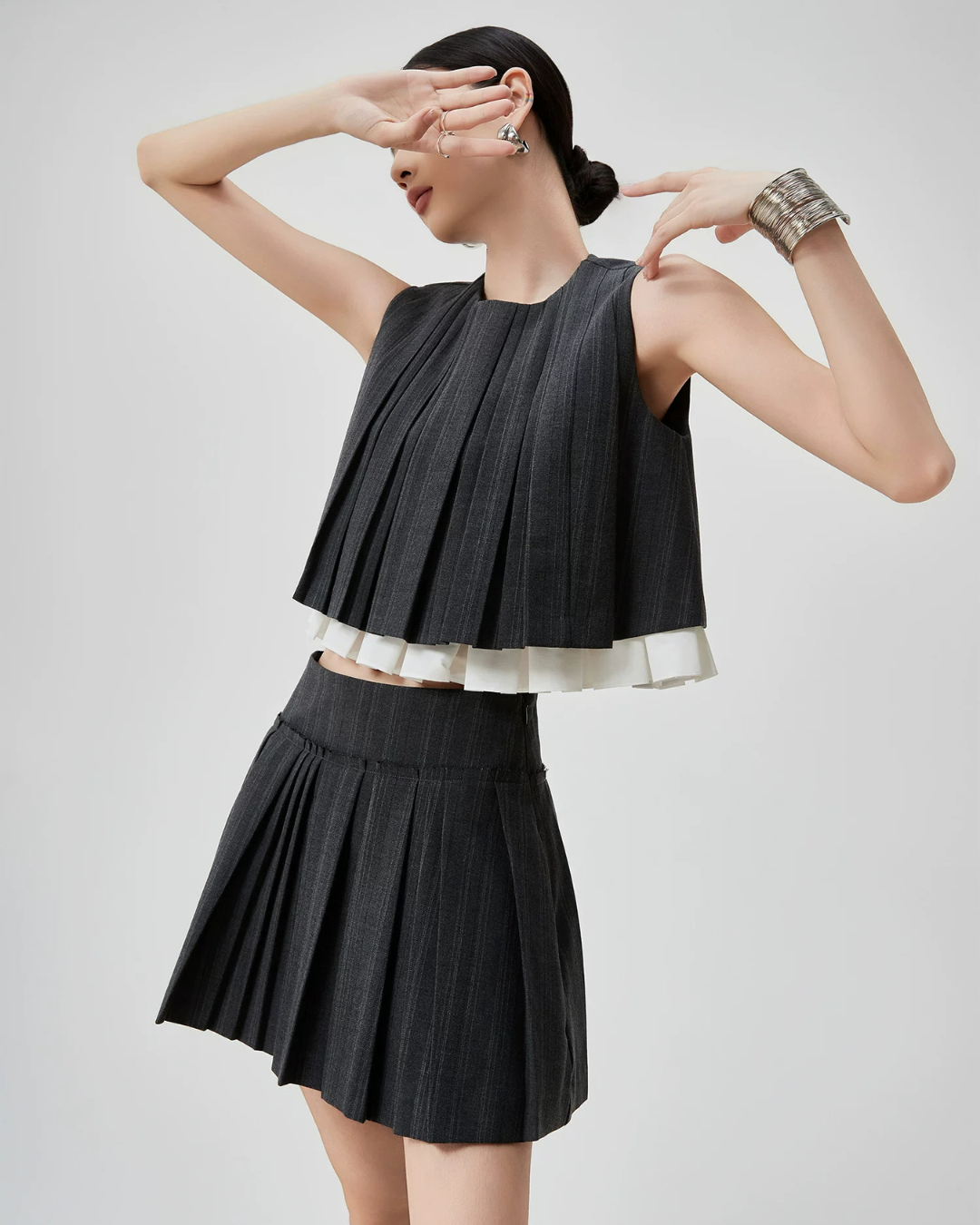 Cropped Striped Sleeveless / Box Pleat Skirt FER0315