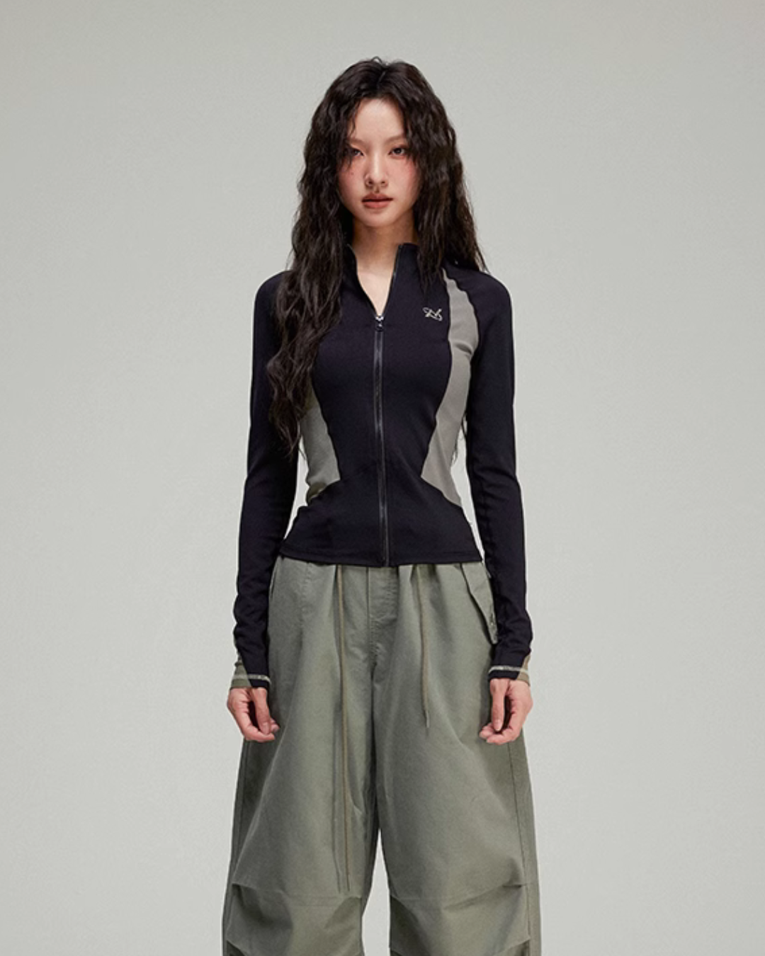 Stand Collar Zip Trainer AHK0004