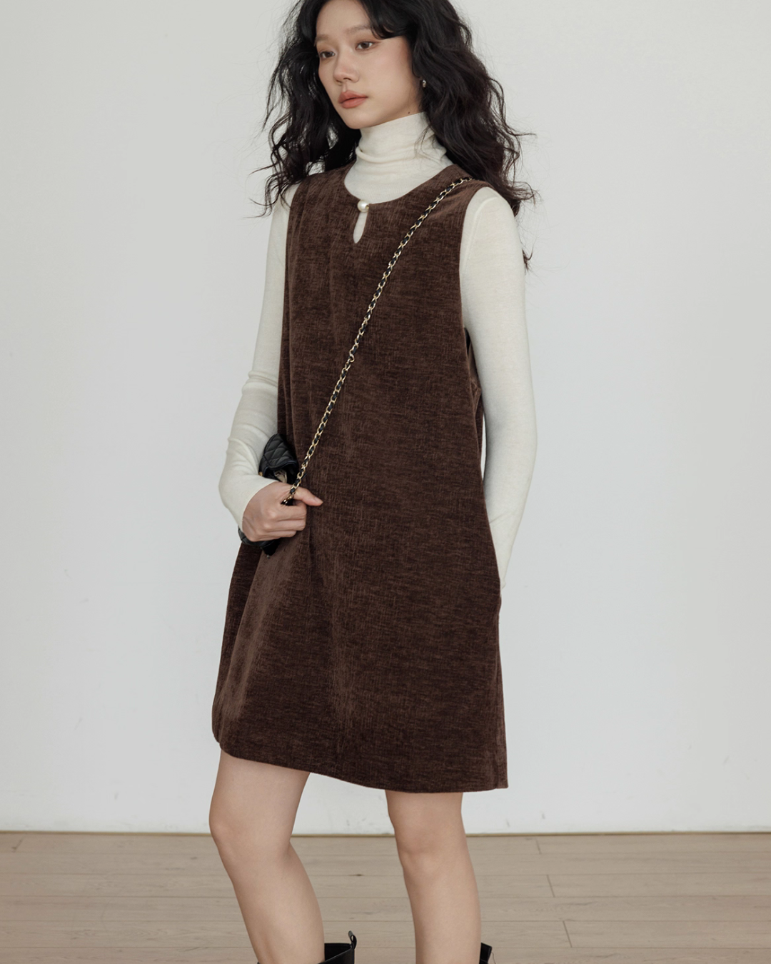 Crew Neck Velvet Vest Dress VAS0164