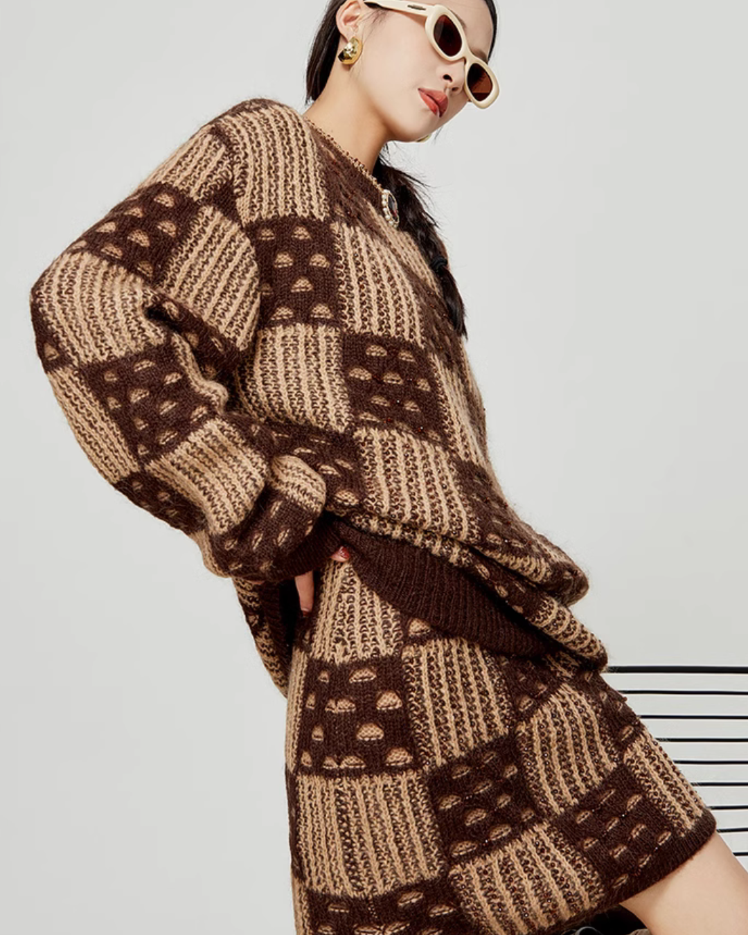 Checker Board Crewneck Knit / Tight Mini Skirt LLA0356