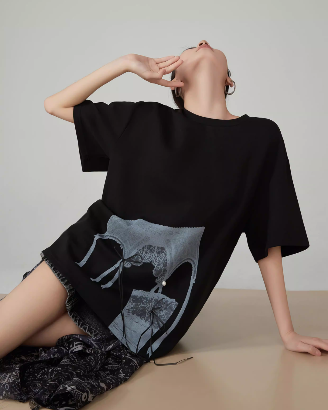 Lace Printed Short-Sleeve T-Shirt FER0071