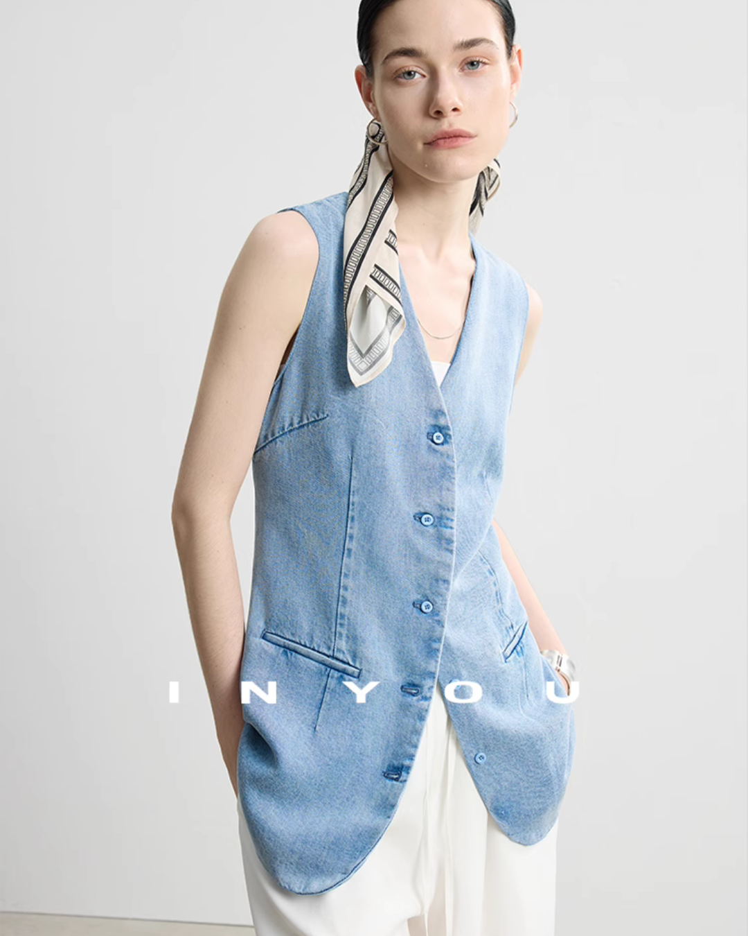 V-Neck Denim Vest / Denim Long Skirt IWY0017