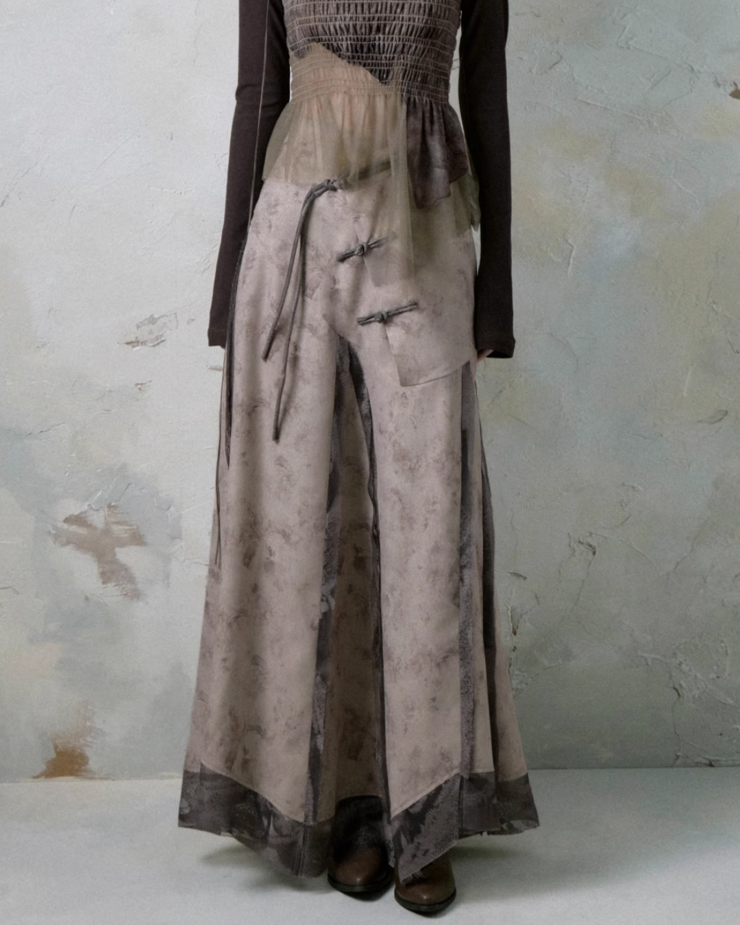 Chinese Buckle Lace Skirt SHE0006