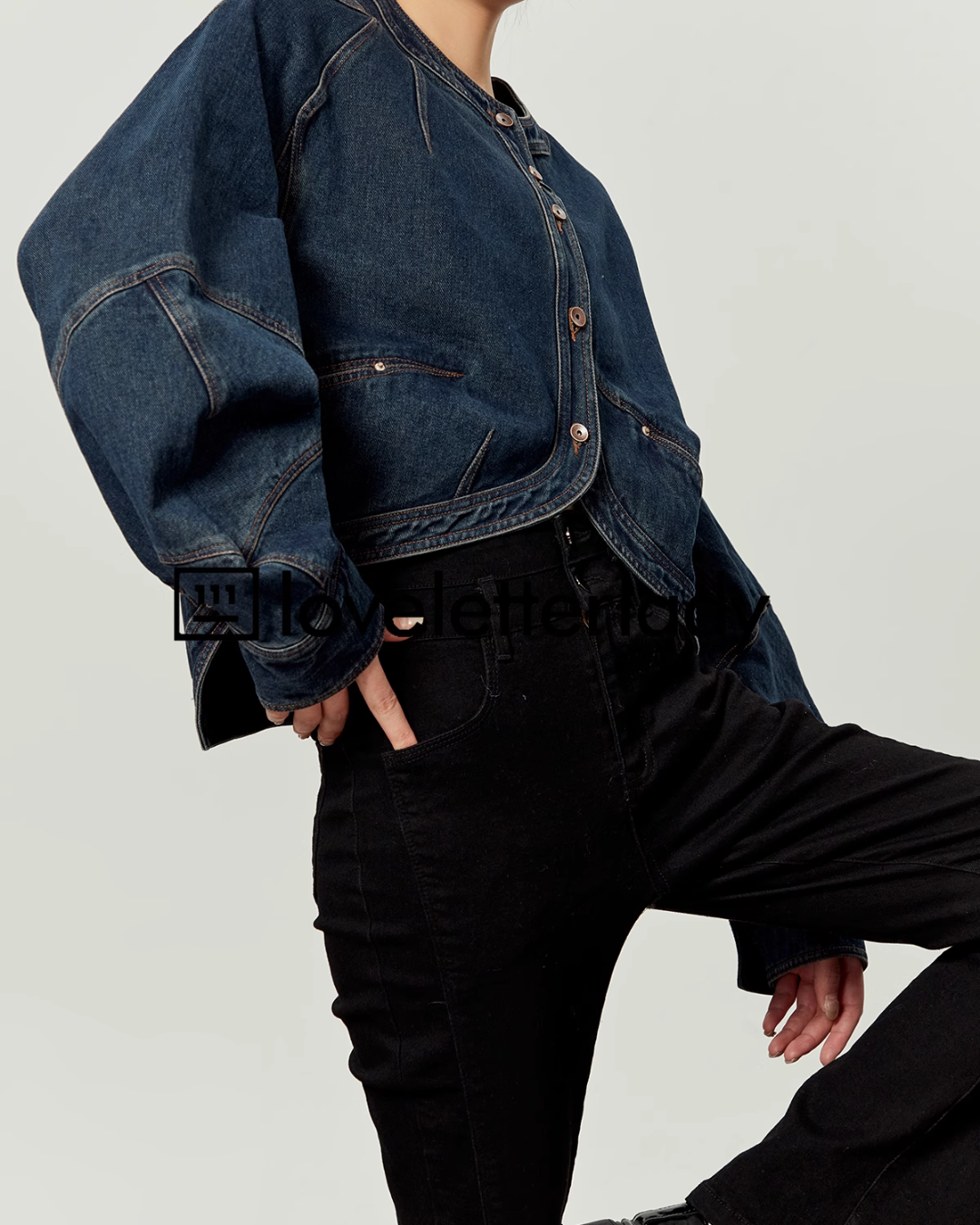 Round Neck Short Denim Jacket LLA0374