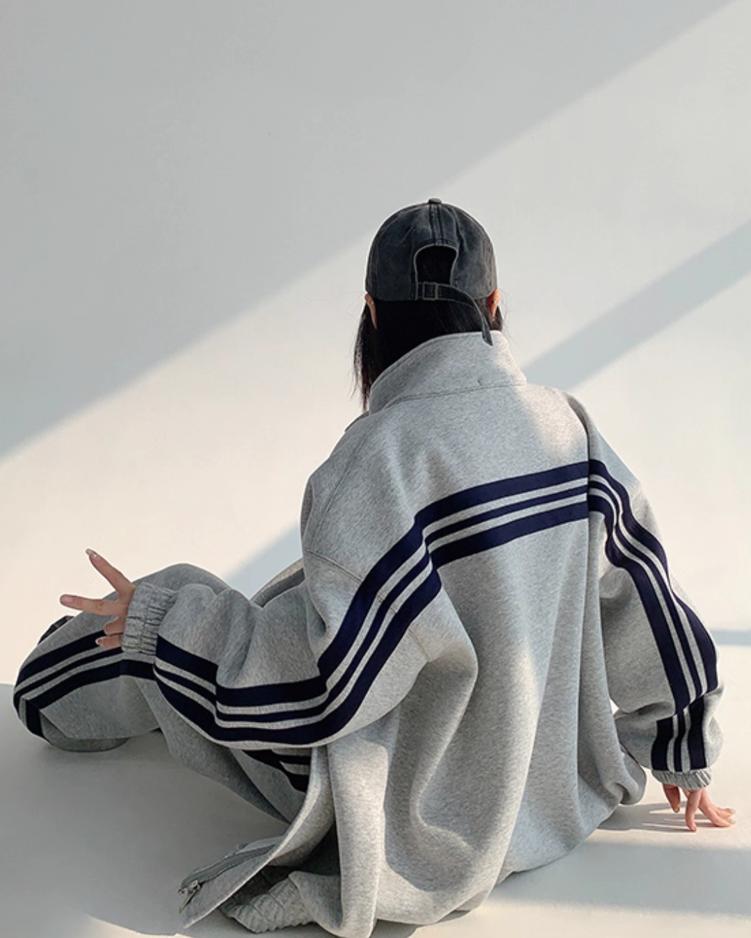 Sideline Stand Neck Jacket / Loose Pants YLS0963