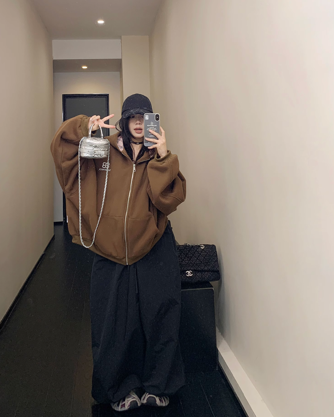 Volume Sleeve Zip Hoodie YLS0522