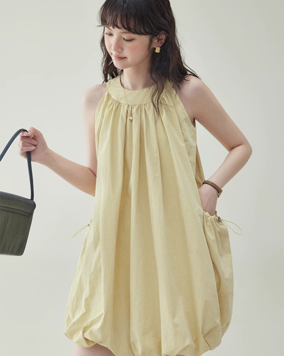 Sleeveless Balloon Silhouette Dress AMU0002