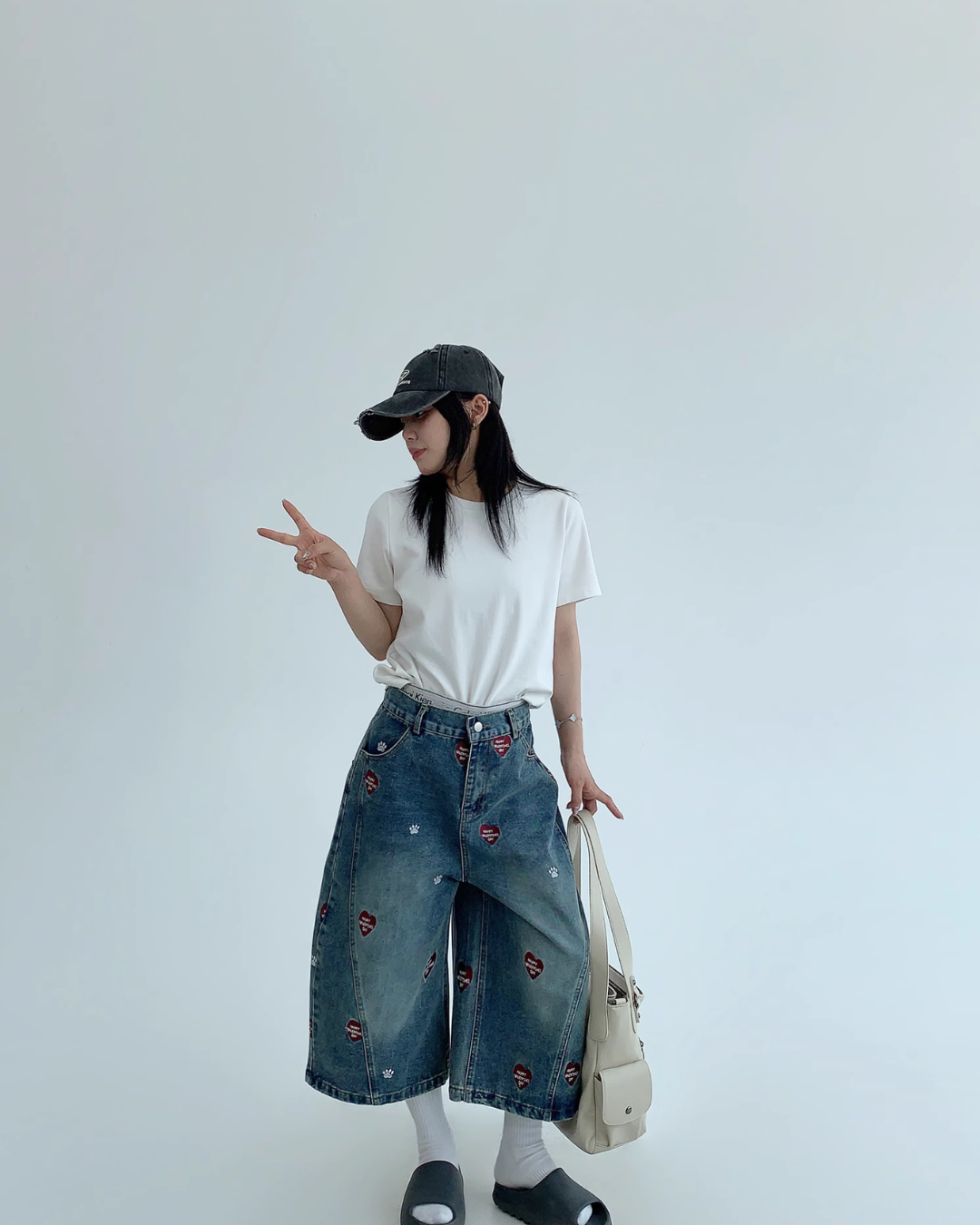 Heart Embroidery Design Wide Denim Pants YLS0851