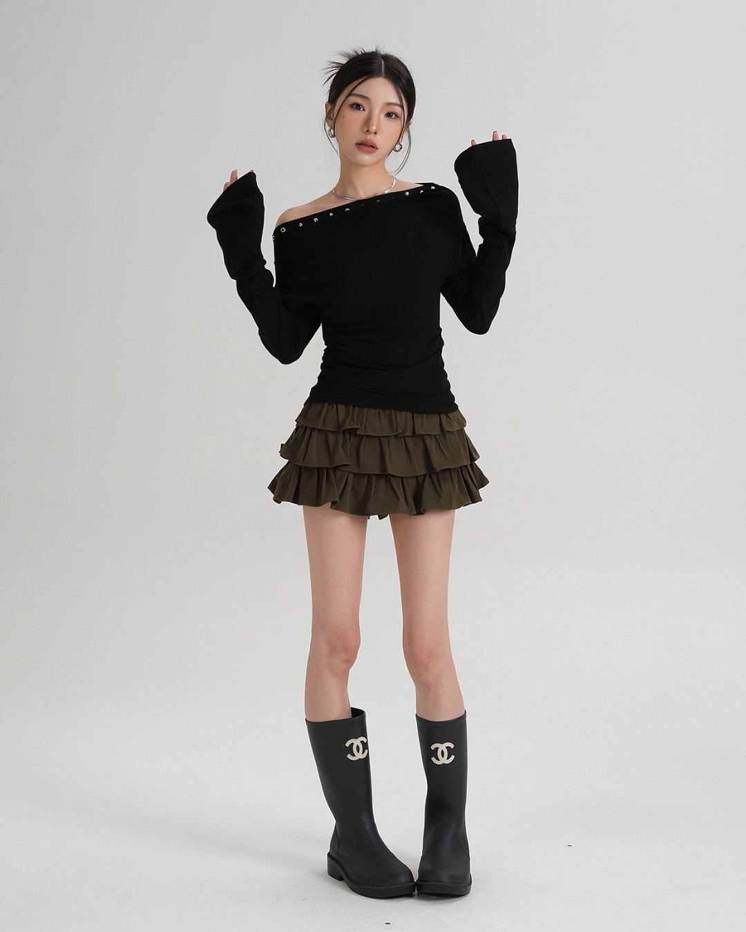 Off-Shoulder Long Sleeve Top SRS0354